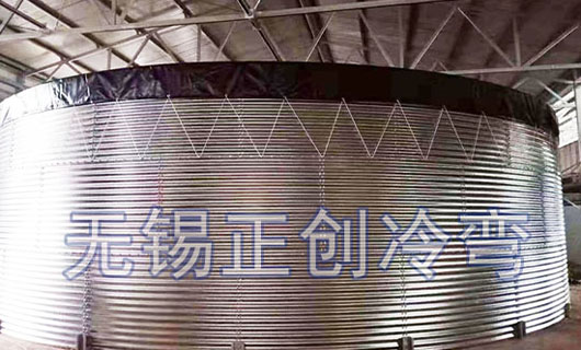 如何确定波纹板储水罐的合适容量？